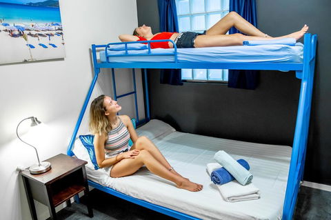 Chill Backpackers - Hobart Tourism 2