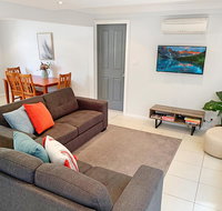City Center - Modern 2-Bedroom Apartment - Tourism TAS