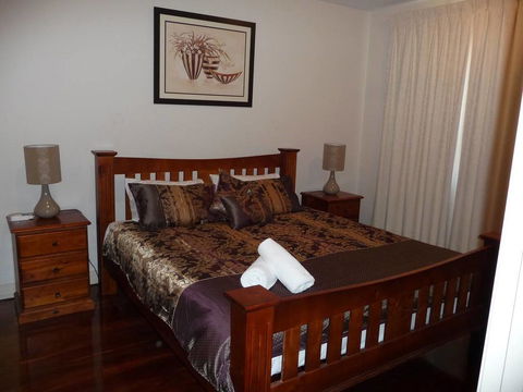 City Getaway 3 Bedroom Adelaide's East End - Hobart Tourism 0
