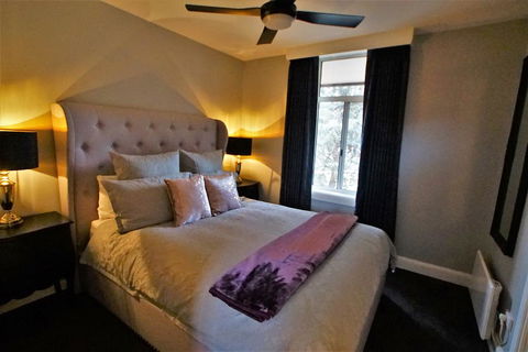 City Life Apartment-full Kitchen & Separate Bedroom - Hobart Tourism 3
