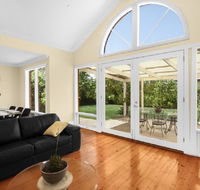 City to Beach - Free WIFI - Free 3 car parking - Great location - Hobart Tourism