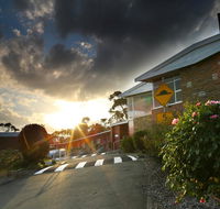 City View Motel - Hobart Tourism