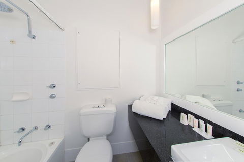 CKS Sydney Airport Hotel (formerly Quality Hotel) - Hobart Tourism 3