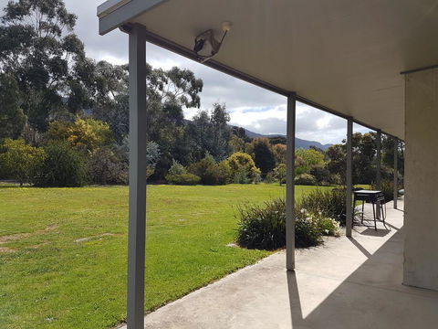 Classic Retreat - Tourism TAS 3