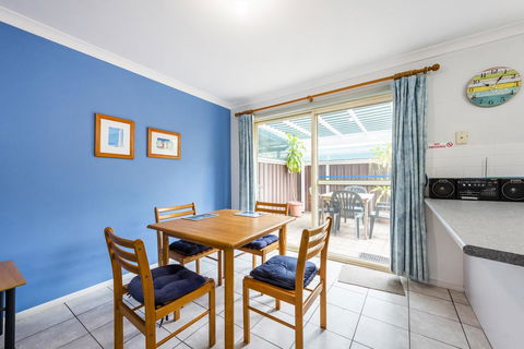 Clifton On Charles - Tourism TAS 3