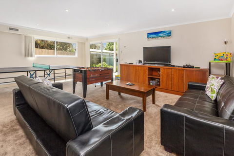 CLOUD NINE - ROSEBUD - Hobart Tourism 2