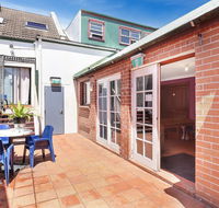 Clover Free Car Parking Hostel - Tourism TAS