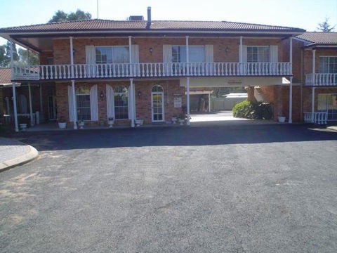 Coachmans Rest Motor Lodge - Tourism TAS 3