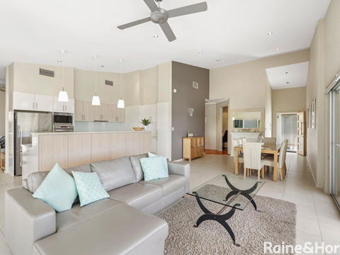 Coast - 3/42 Avoca Drive, Avoca Beach - Hobart Tourism 1