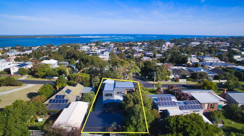 COASTAL BEAUTY ON BRUCE - Tourism TAS 2
