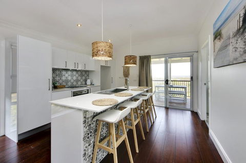 Coastal Hideaway - Hobart Tourism 1