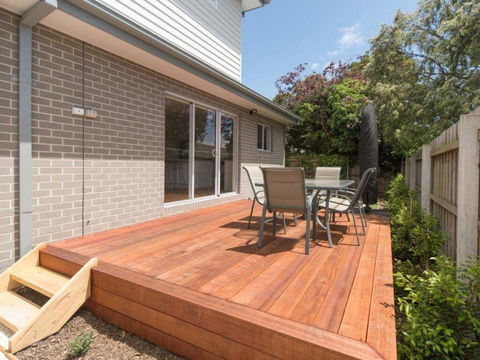 Coastal Luxury Retreat - Hobart Tourism 2