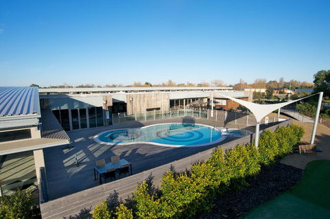 COASTAL SOUL VILLA @ BROADBEACH - Hobart Tourism 1