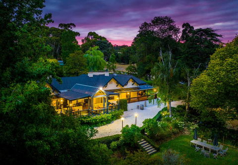 Cobb's Hill Homestead - Hobart Tourism 0