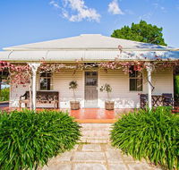Cockfighters Ghost Vineyard Accommodation - Hobart Tourism
