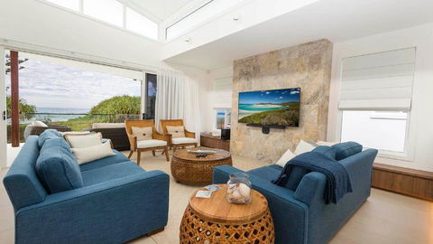 Coco De Mer Beach Villa - Tourism TAS 1