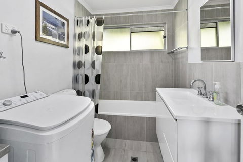 Cocomo - Hobart Tourism 1