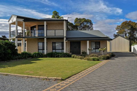Coffin Bay Retreat - Hobart Tourism 0