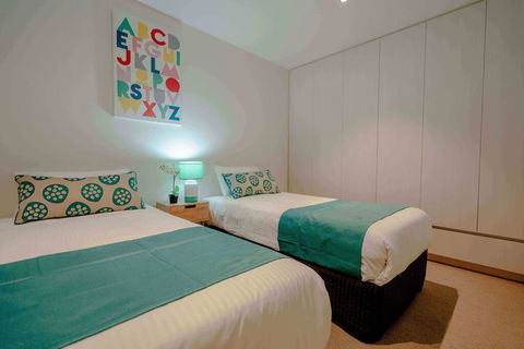 Collins Street Apartments - Hobart Tourism 1