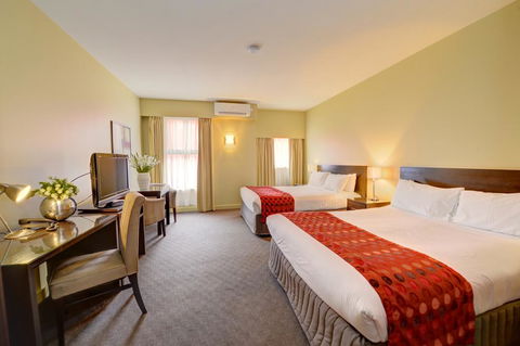 Comfort Inn & Suites City Views - Hobart Tourism 1