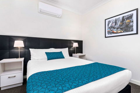 Comfort Inn & Suites Manhattan - Hobart Tourism 2