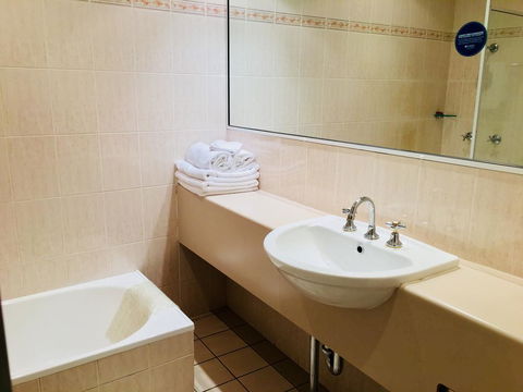 Comfort Inn Bushman's - Hobart Tourism 1