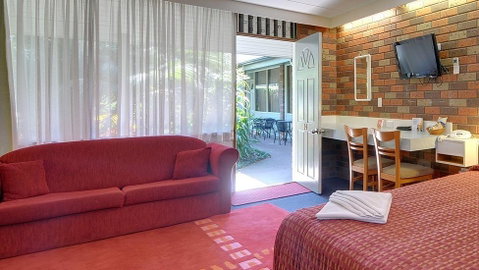 Comfort Inn Cedar Lodge - Tourism TAS 3