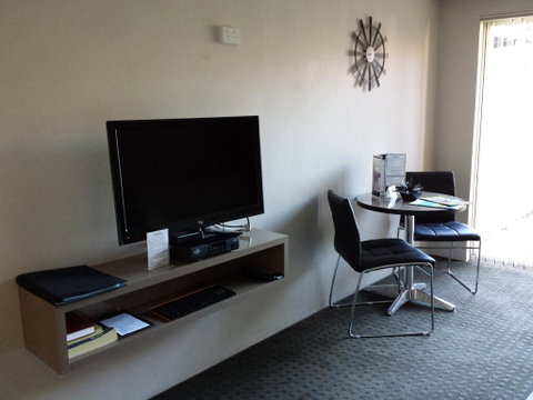 Comfort Inn Towradgi Beach - Tourism TAS 0