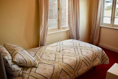 Comfortable Apartment In Trendy Haberfield - Tourism TAS 2