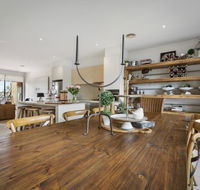 Comfy Coast Drive Condo - Hobart Tourism