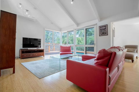 Comfy Holiday House With Pool@Rosanna - Hobart Tourism 2