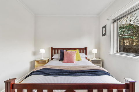 Comfy One-bedroom Unit Between City And Airport - Tourism TAS 3