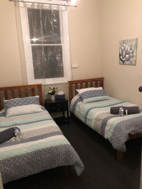 Commercial Hotel - Hobart Tourism 0