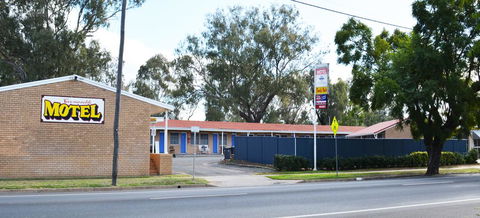 Coonamble Motel - Hobart Tourism 0