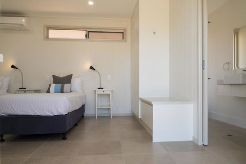 Cooper's Country Lodge - Hobart Tourism 2