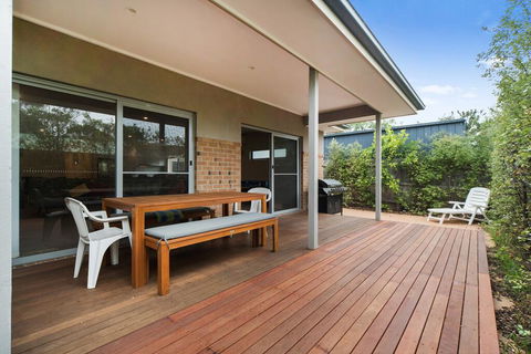 Cootamundra - Tourism TAS 1