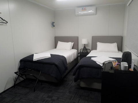 Cornwall House Accommodation - Hobart Tourism 1