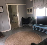 Cosy Country Cottage with AirCon - Hobart Tourism