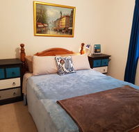Cosy Quiet Bedroom Ferny Grove - Tourism TAS