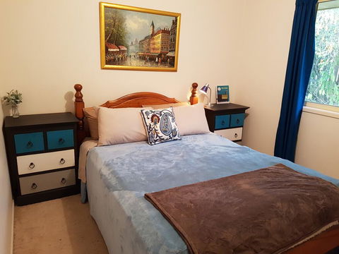Cosy Quiet Bedroom Ferny Grove - Tourism TAS 0