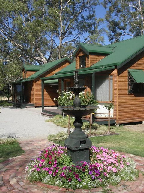 Cottages On Edward - Tourism TAS 3