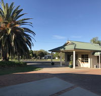 Country Gardens Motor Inn - Hobart Tourism