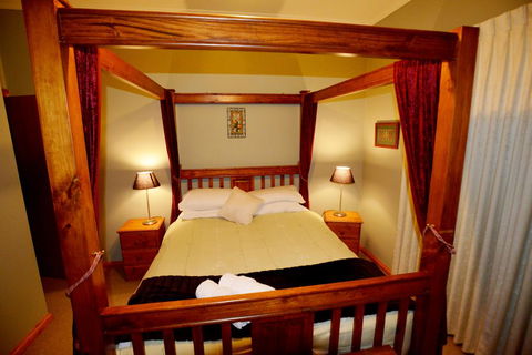 Country Lane Cottage - Hobart Tourism 2