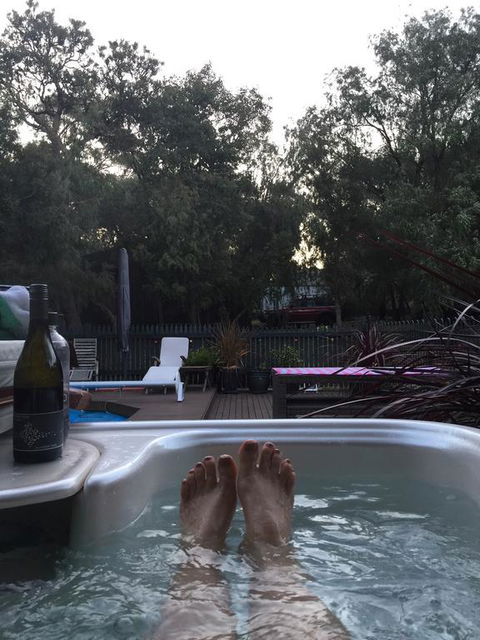 Country Retreat On 1 Acre With Pool, Hot Tub Surrounded By Trees - Tourism TAS 2