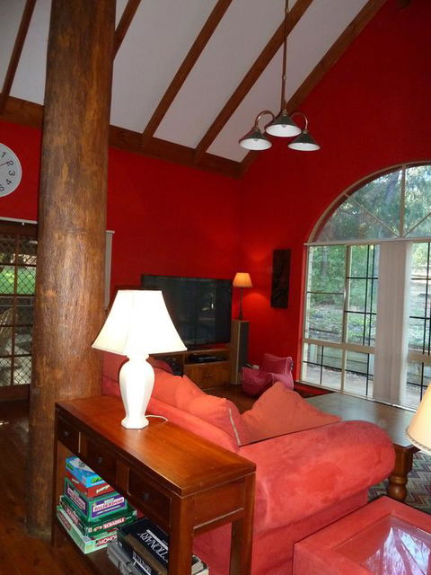 Country Retreat On 1 Acre With Pool, Hot Tub Surrounded By Trees - Tourism TAS 1