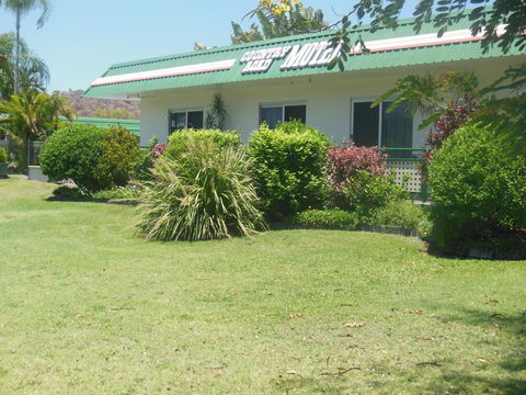 Country Road Motel - Hobart Tourism 3