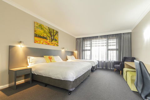 Cowra Services Club Motel - Hobart Tourism 2