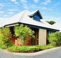 Cowrie Chalet - Hobart Tourism