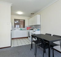 Cozy South Perth Unit next to Perth Zoo - Hobart Tourism