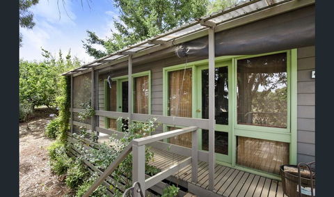 Cozy Stay Cottage - Hobart Tourism 1